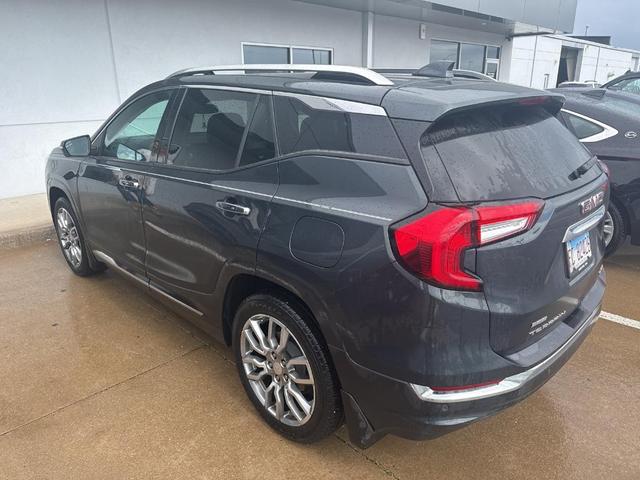 Photo of 2022 Hunter Metallic GMC Terrain