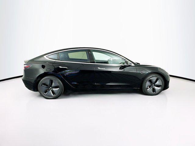 Photo of 2018 Obsidian Black Metallic Tesla Model 3