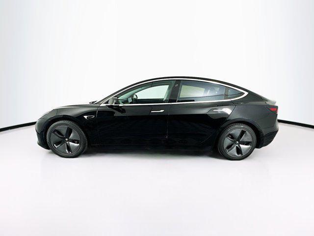 Photo of 2018 Obsidian Black Metallic Tesla Model 3