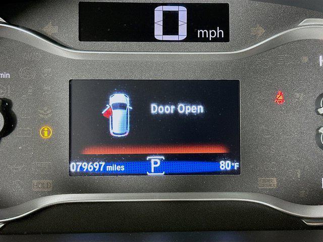 Photo of 2016 White Diamond Pearl Honda Pilot