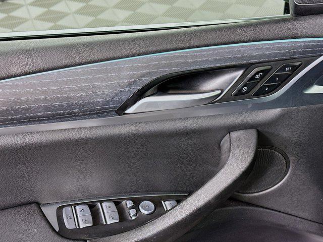 Photo of 2024 Jet Black BMW X3
