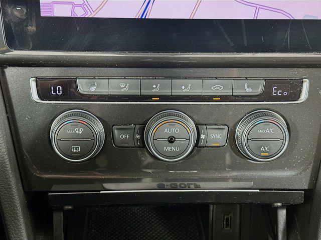 Photo of 2019 Atlantic Blue Metallic Volkswagen e-Golf