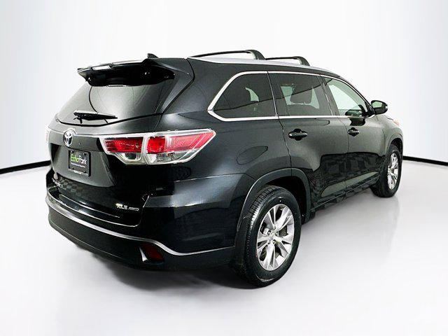 Photo of 2015 Attitude Black Metallic Toyota Highlander