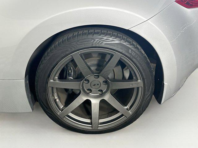 Photo of 2012 Brilliant Silver Nissan 370Z