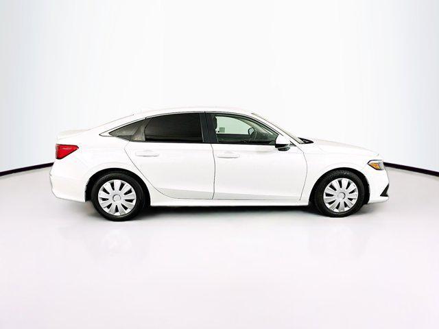 Photo of 2022 Platinum White Pearl Honda Civic
