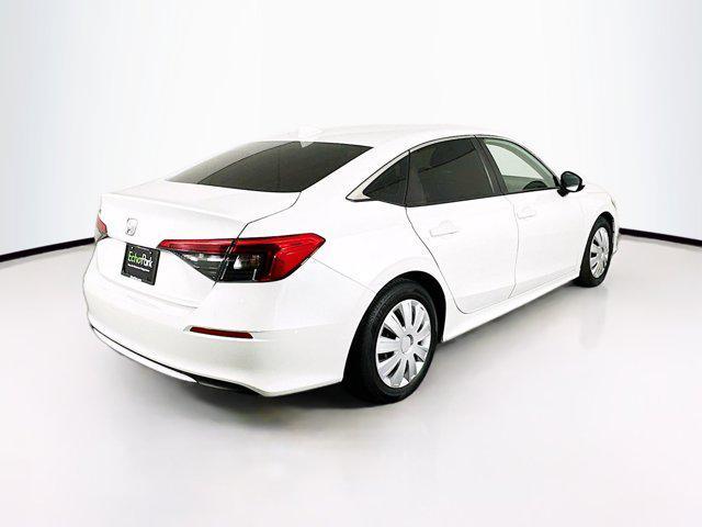 Photo of 2022 Platinum White Pearl Honda Civic