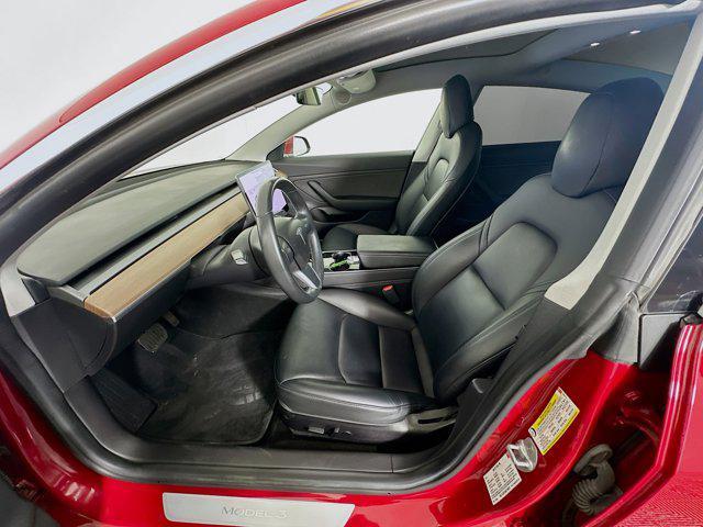 Photo of 2018 Red Multi-Coat Tesla Model 3