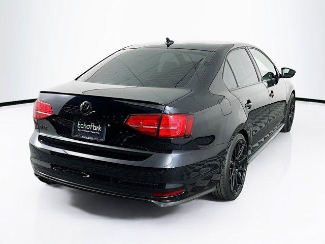 Photo of 2018 Deep Black Pearl Metallic Volkswagen Jetta