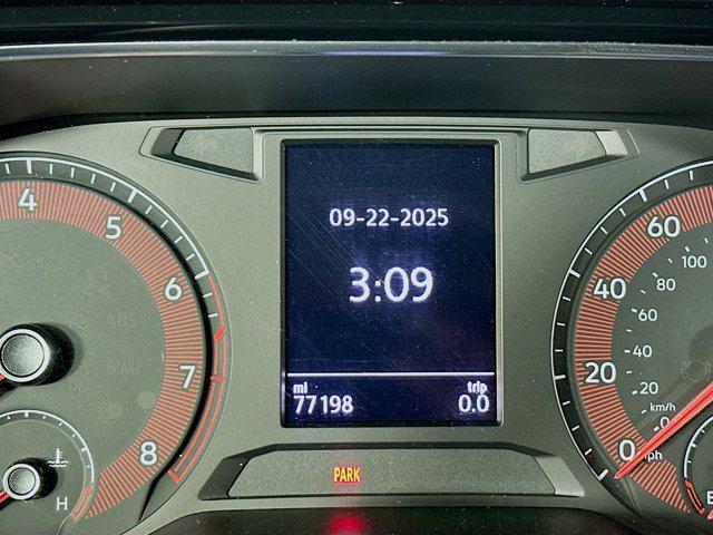 Photo of 2019 Blue Silk Metallic Volkswagen Jetta