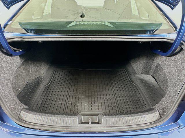 Photo of 2019 Blue Silk Metallic Volkswagen Jetta