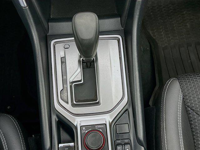 Photo of 2023 Ice Silver Metallic Subaru Forester