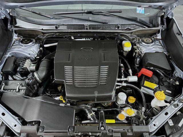 Photo of 2023 Ice Silver Metallic Subaru Forester
