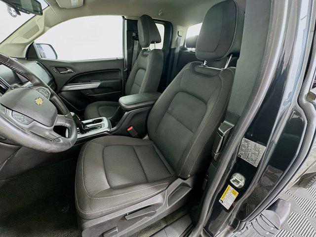Photo of 2018 Graphite Metallic Chevrolet Colorado