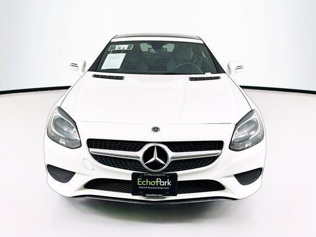 Photo of 2018 Polar White Mercedes-Benz SLC 300