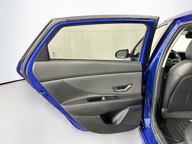 Photo of 2022 Intense Blue Hyundai ELANTRA