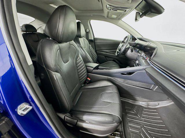 Photo of 2022 Intense Blue Hyundai ELANTRA