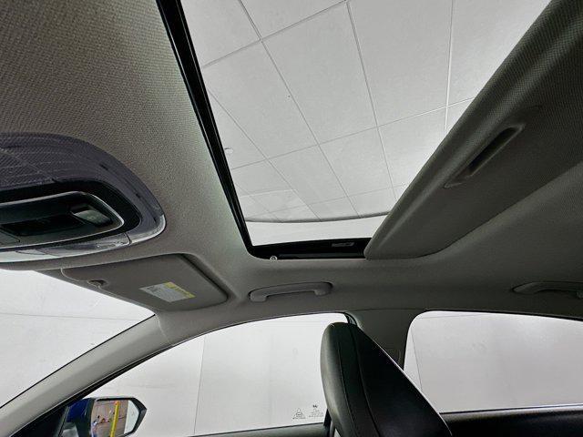 Photo of 2022 Intense Blue Hyundai ELANTRA