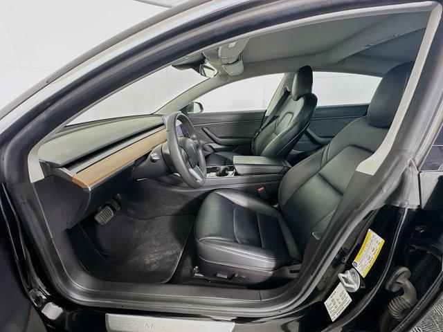 Photo of 2020 Solid Black Tesla Model 3