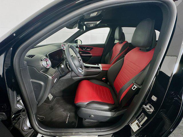 Photo of 2023 Black Mercedes-Benz GLC 300
