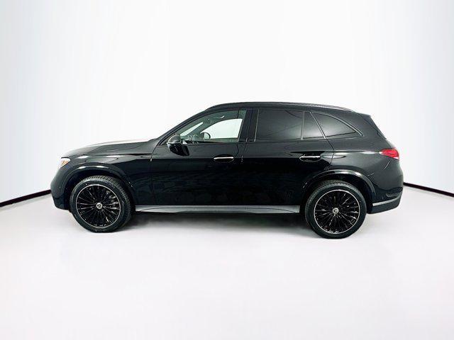 Photo of 2023 Black Mercedes-Benz GLC 300