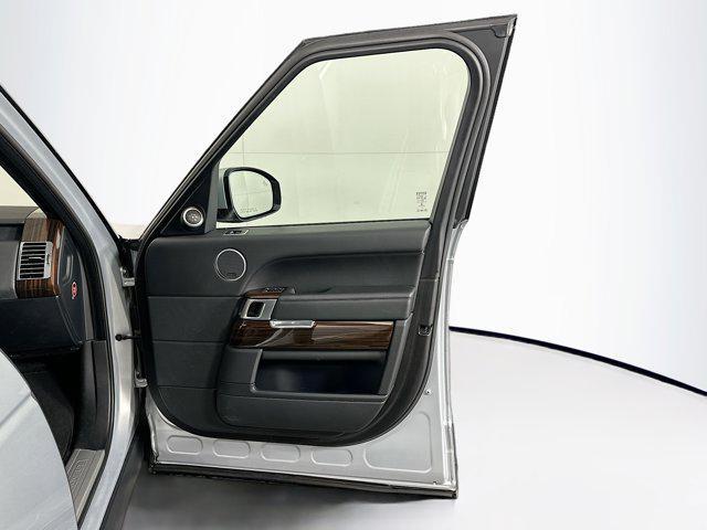 Photo of 2015 Indus Silver Metallic Land Rover Range Rover