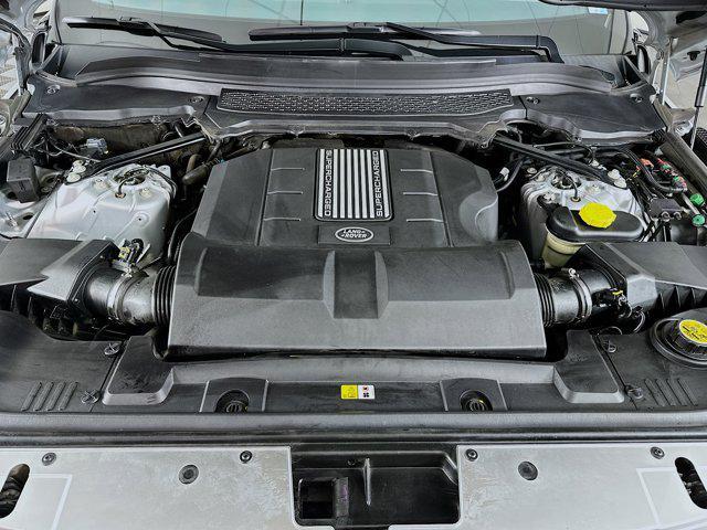 Photo of 2015 Indus Silver Metallic Land Rover Range Rover