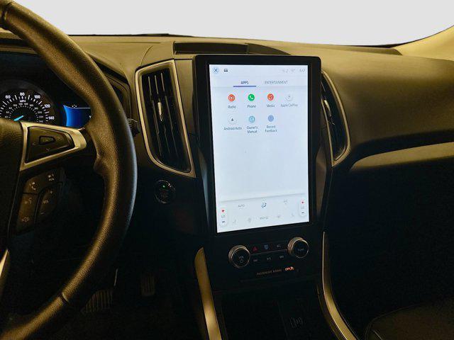 Photo of 2024 Carbonized Gray Metallic Ford Edge