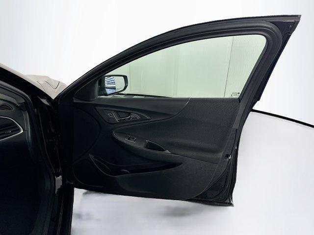 Photo of 2022 Mosaic Black Metallic Chevrolet Malibu