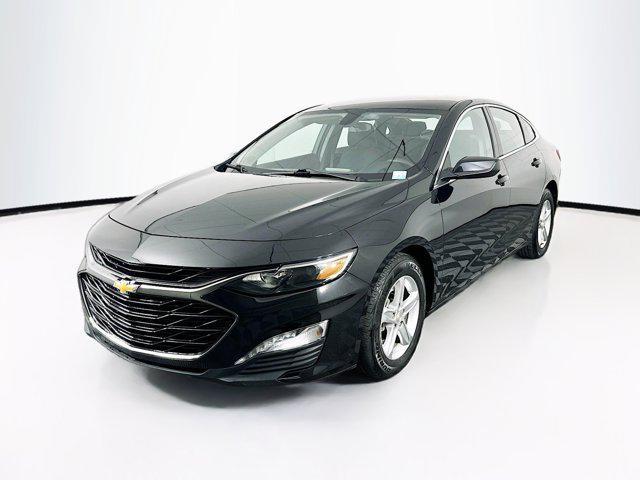 Photo of 2022 Mosaic Black Metallic Chevrolet Malibu