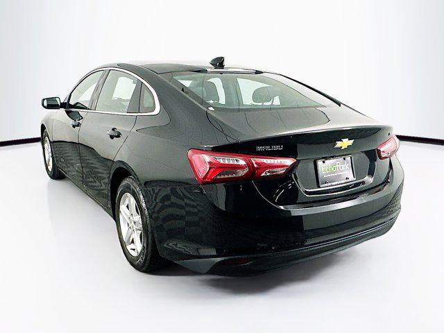Photo of 2022 Mosaic Black Metallic Chevrolet Malibu