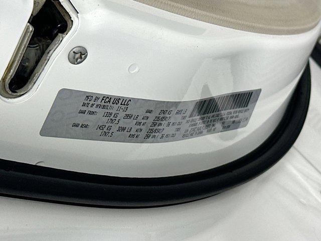 Photo of 2020 Bright White Clearcoat Chrysler Voyager