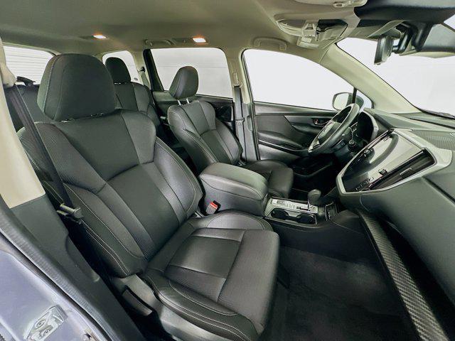 Photo of 2024 Ice Silver Metallic Subaru Ascent