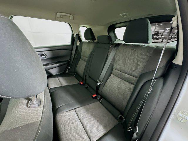 Photo of 2024 Brilliant Silver Metallic Nissan Rogue