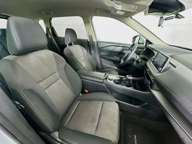 Photo of 2024 Brilliant Silver Metallic Nissan Rogue