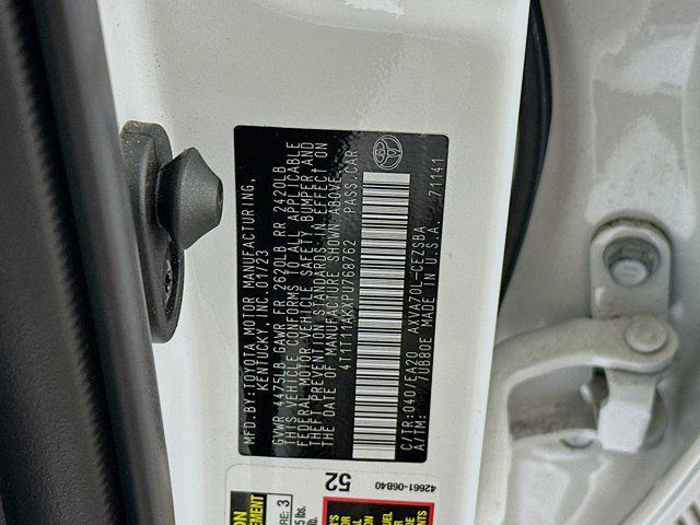 Photo of 2023 Ice Cap Toyota Camry