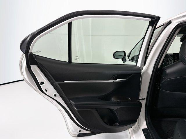 Photo of 2023 Ice Cap Toyota Camry