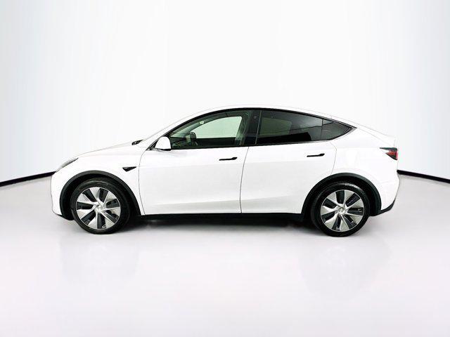 Photo of 2021 Pearl White Multi-Coat Tesla Model Y