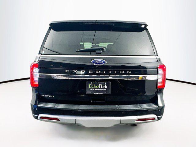 Photo of 2024 Agate Black Metallic Ford Expedition
