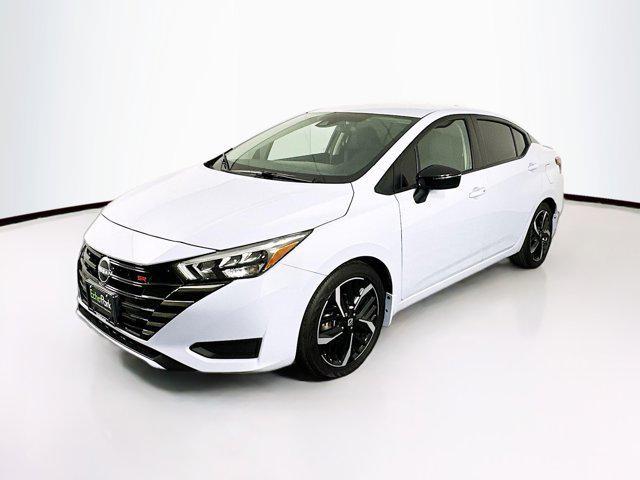 Photo of 2023 Gray Sky Pearl Nissan Versa