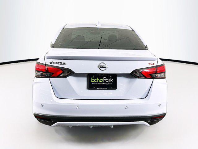 Photo of 2023 Gray Sky Pearl Nissan Versa