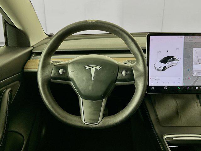 Photo of 2021 Pearl White Multi-Coat Tesla Model 3