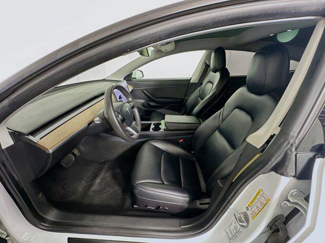 Photo of 2021 Pearl White Multi-Coat Tesla Model 3