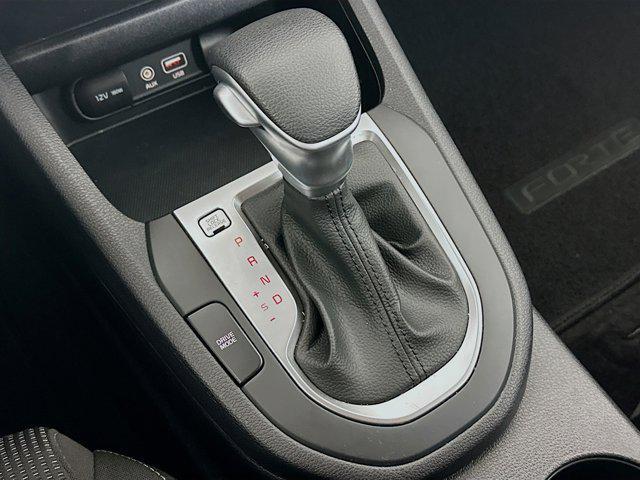 Photo of 2021 Currant Red Kia Forte