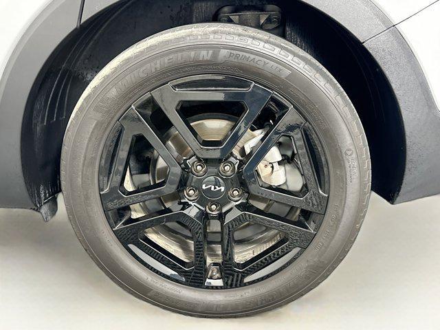 Photo of 2023 Wolf Gray Kia Telluride