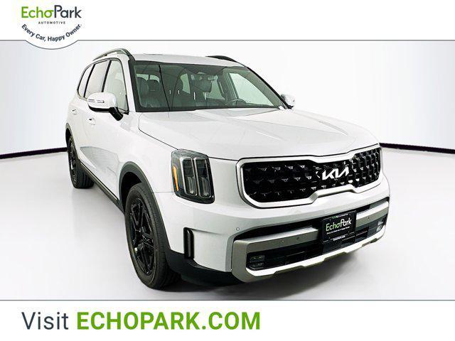 Photo of 2023 Wolf Gray Kia Telluride