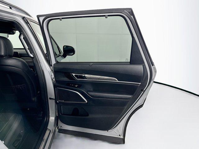 Photo of 2023 Wolf Gray Kia Telluride