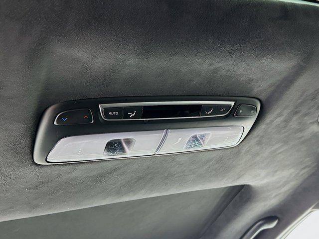 Photo of 2023 Wolf Gray Kia Telluride