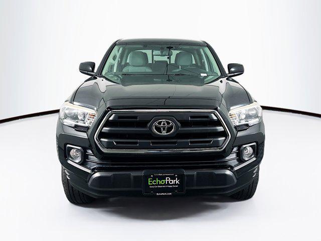 Photo of 2016 Black Toyota Tacoma
