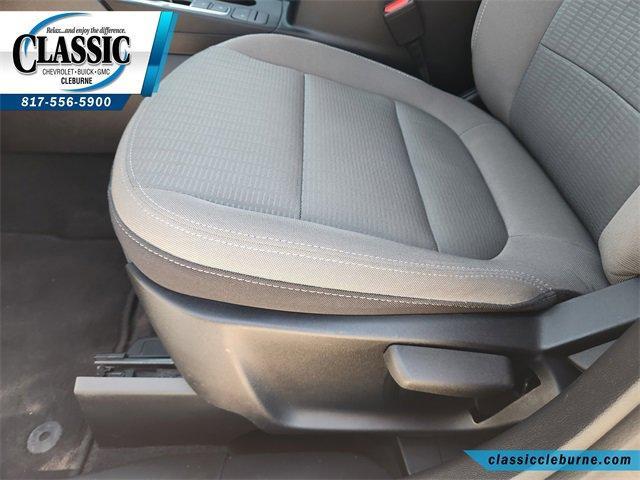 Photo of 2022 White Ford Escape