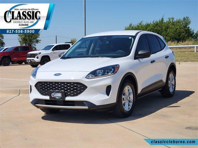 Photo of 2022 White Ford Escape